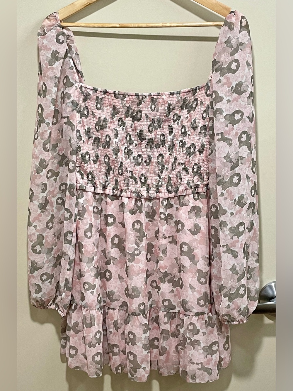 NWT Wilfred Tempest Pink Bitter Sage Floral Smocked Mini Dress